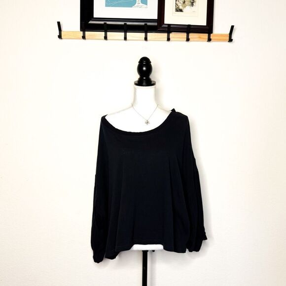 We The Free Midnight Blue Top - Picture 1 of 8